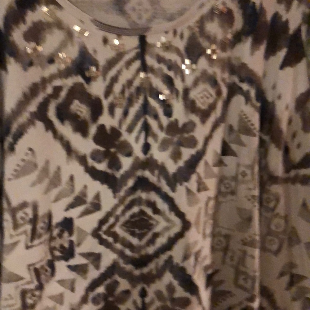 Tan and brown stretchy 3/4 sleeve top
